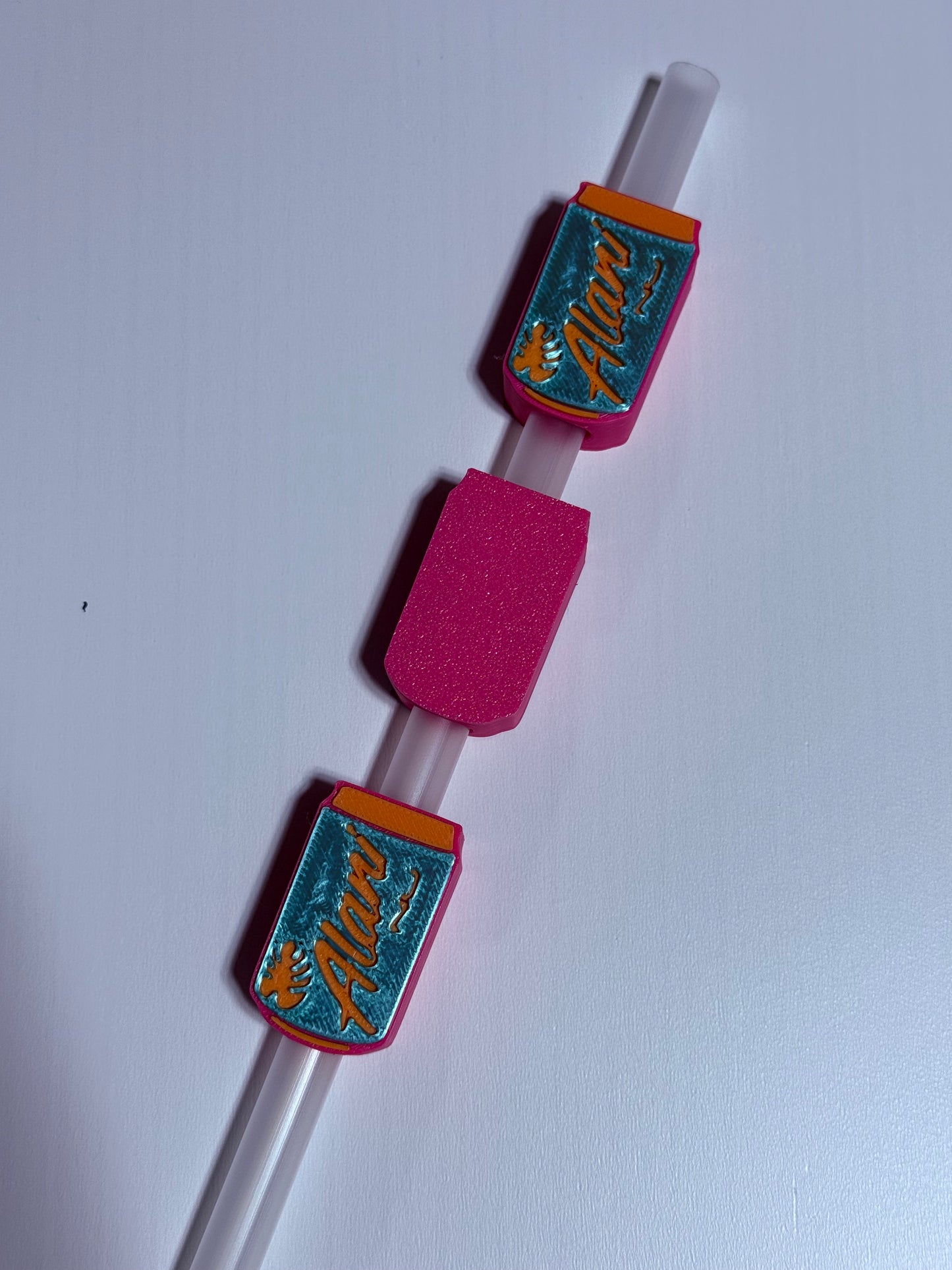 NU - 3d Straw Topper