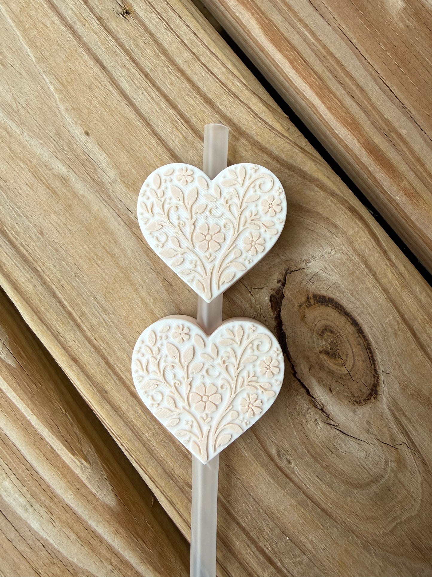 Filagree Heart - 3d Straw Topper
