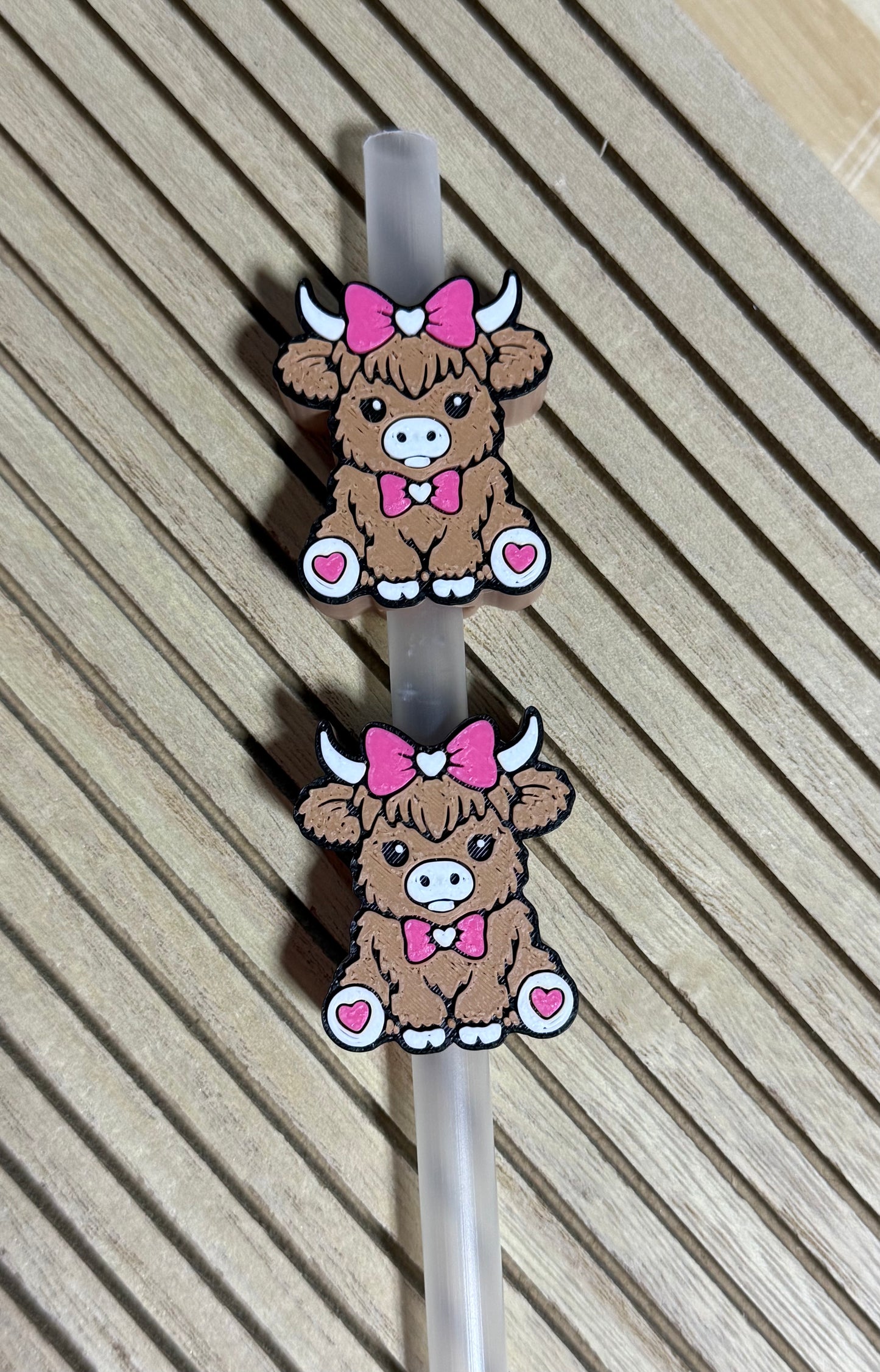 Highland w/Heart & Bows - 3d Straw Topper