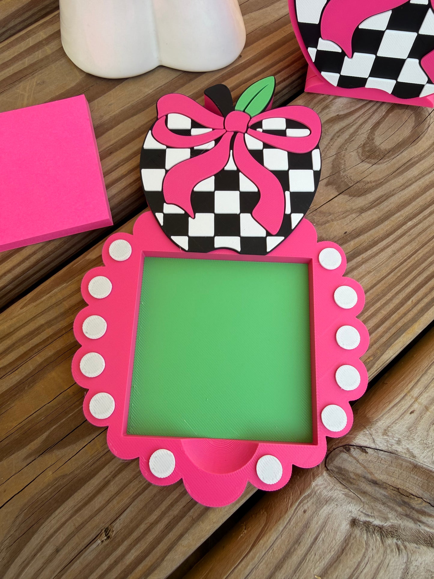 Checkered Apple Bundle