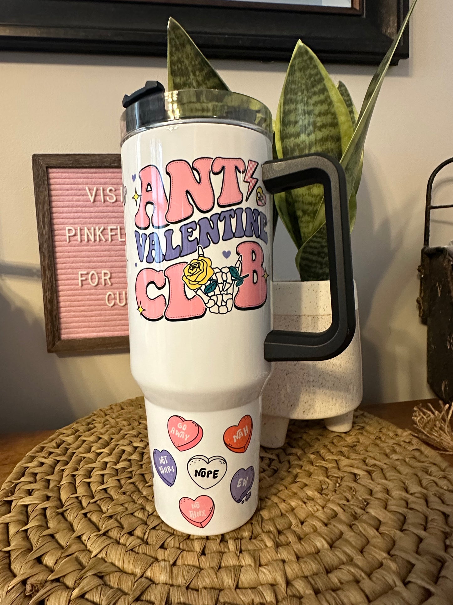 40oz w/Handle - Anti Valentine