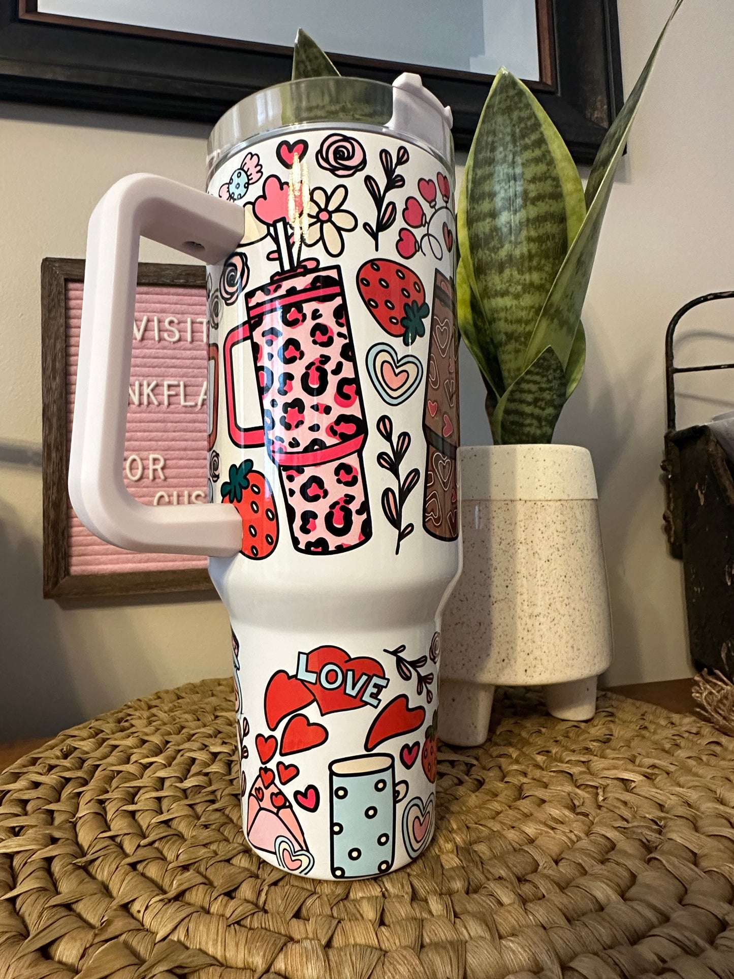 40oz w/Handle - Whimsical Love