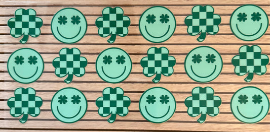 Clover Smiley w/Checkered - Wrap